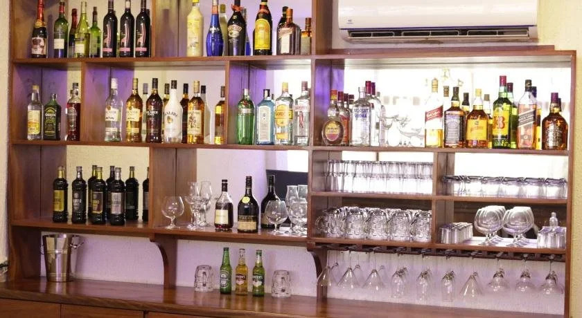 Coconut Grove Sakumono Hotel