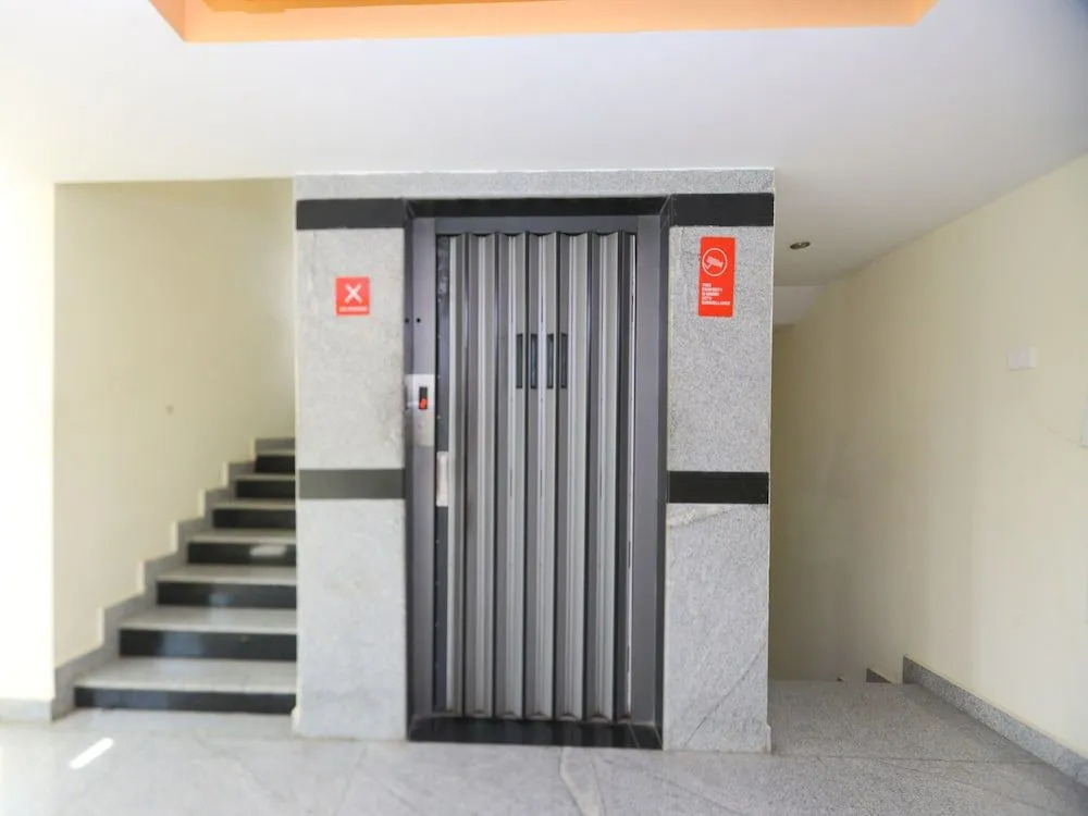 OYO 9349 Hotel Swaagat Residency