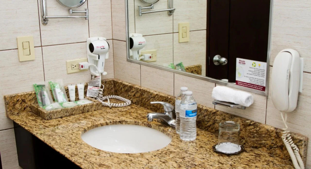Rincon del Valle Hotel & Suites