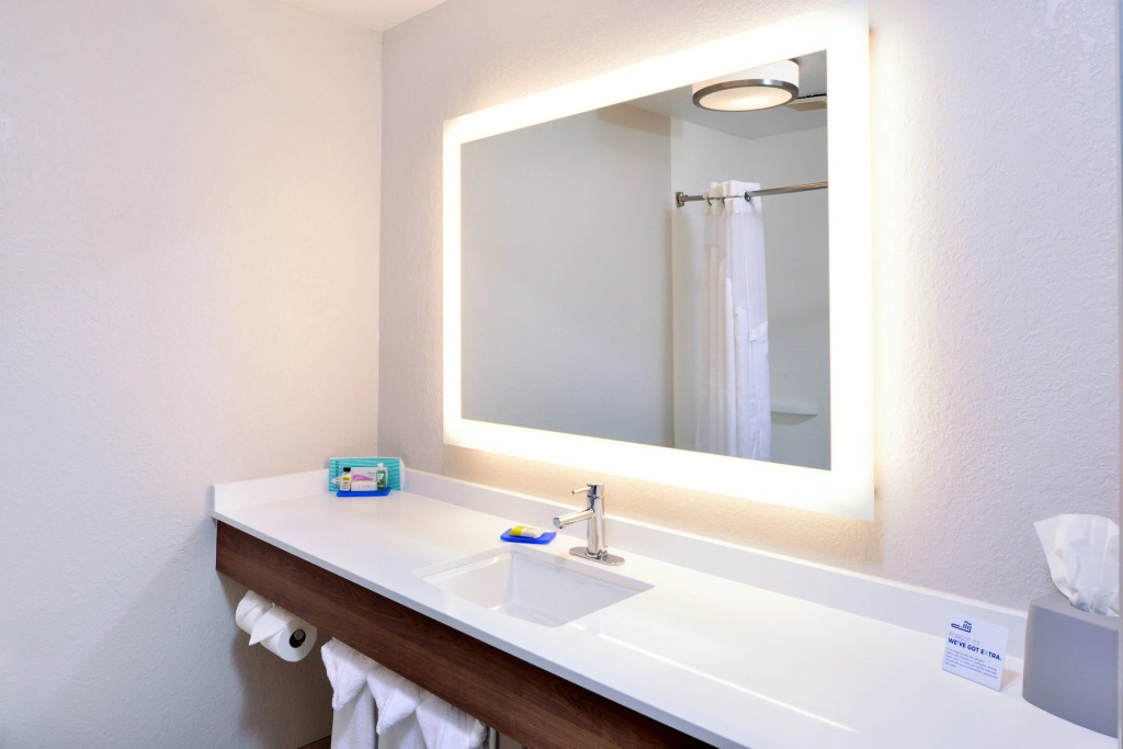 Holiday Inn Express Hotel & Suites Arcata/Eureka-Airport Area by IHG