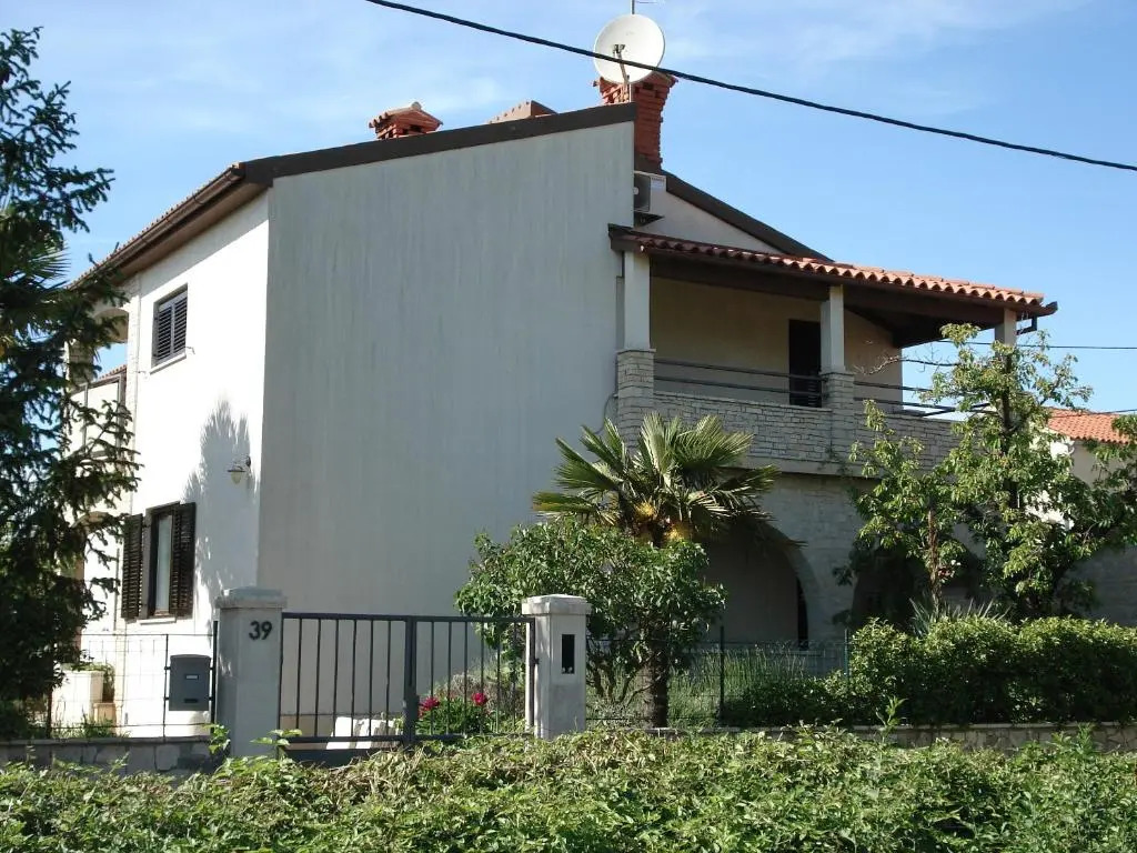 Apartment Tijano