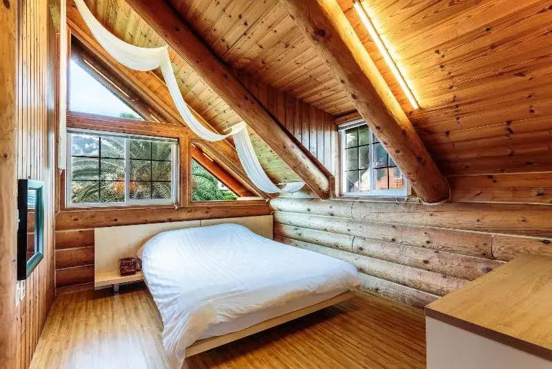 Seogwipo Neulbada Pet Pension