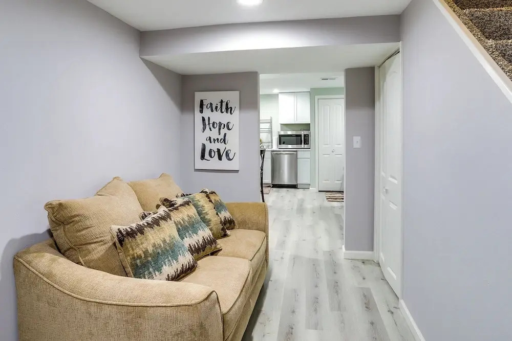 South Bend Area Vacation Rental 8 Mi to Notre Dame