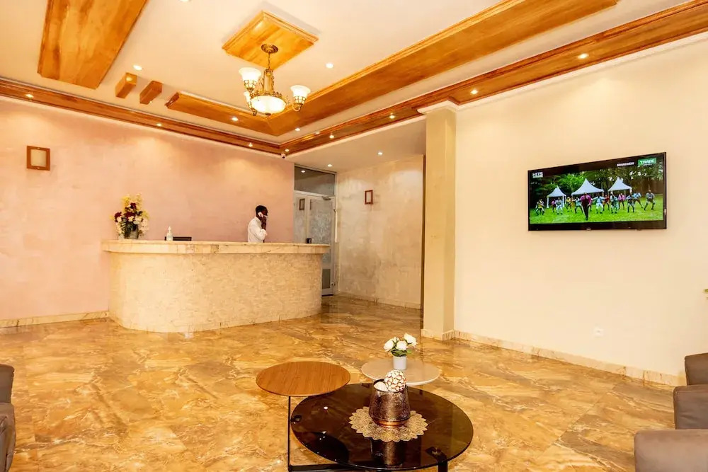 Isis Hotel