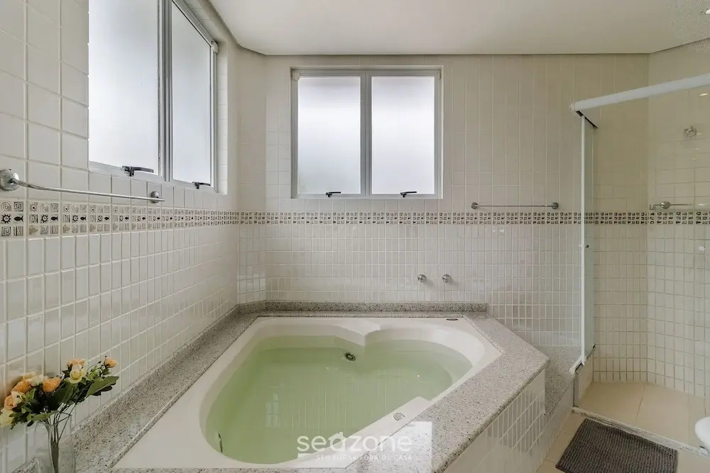 4B House w Pool in Jurere Internacional Mer0671