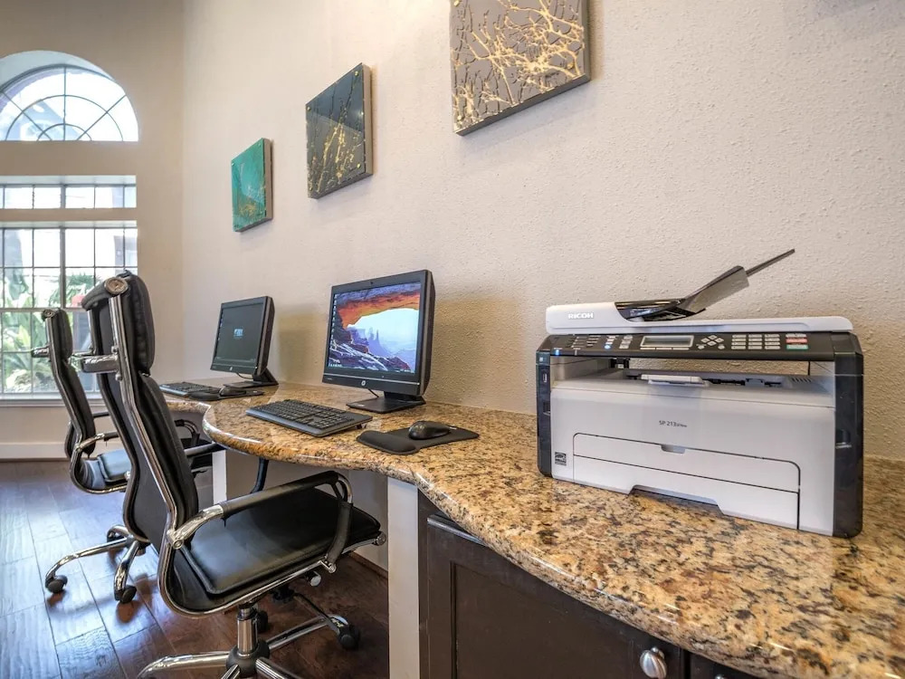 Near Nrg - Book For Rodeo - 2 Bedroom 2 Bath - Resort Style Pool