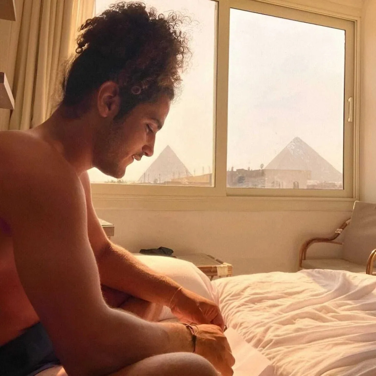 Hassan Pyramids Hotel & free access Rooftop & airport pickup
