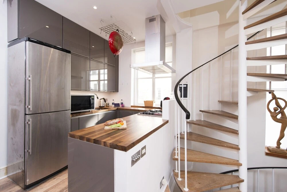 Quirky 2BR Mews House in Popular Earls Court