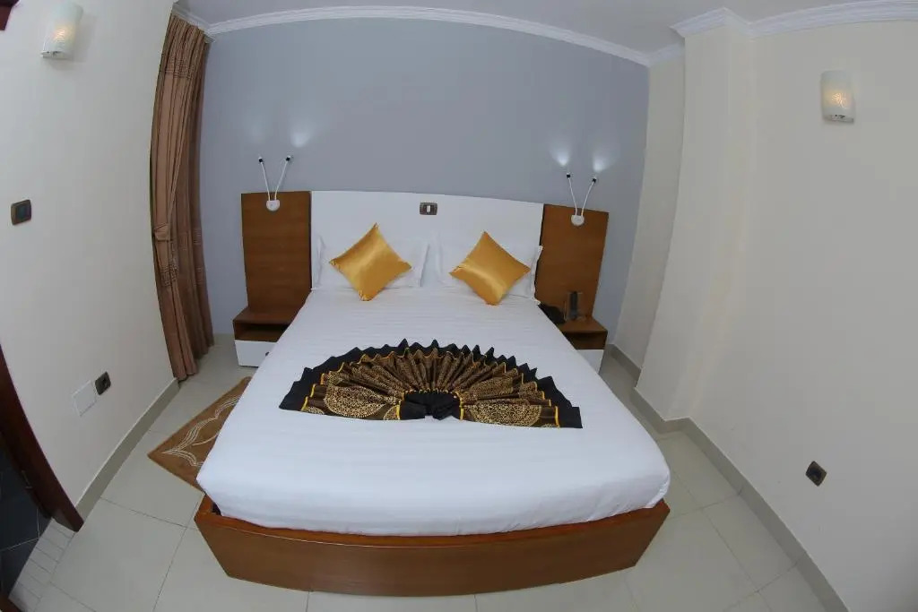 Hotel Tirago