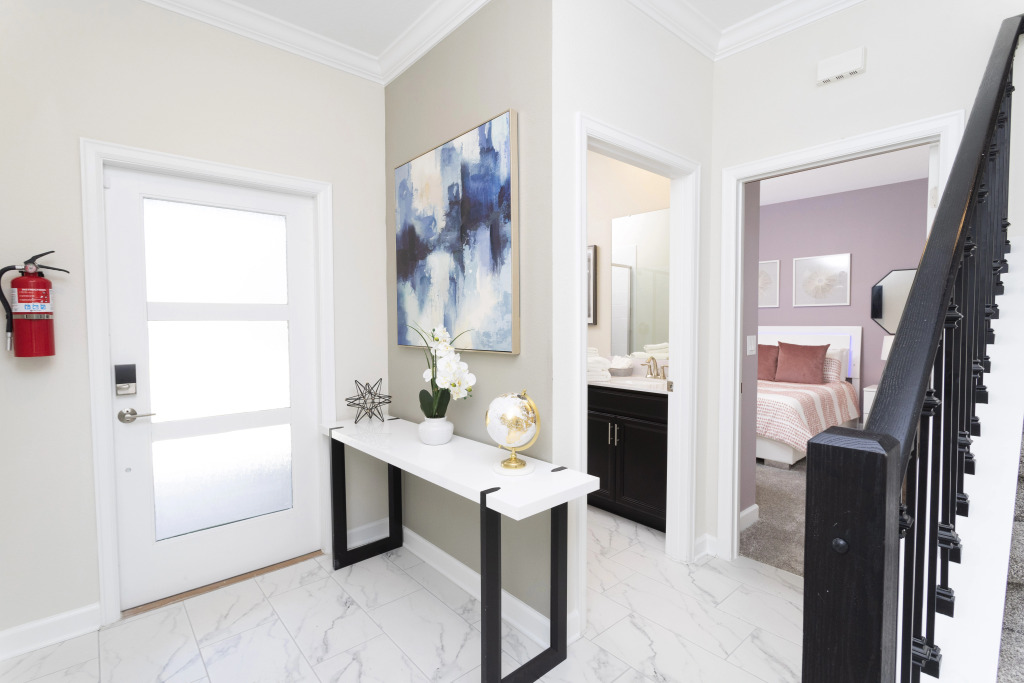 Gorgeous 4 Bd w Pool at Champions Gate Resort 1020