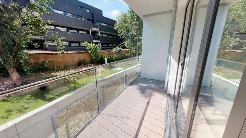 White Pearl Apartment 0.02