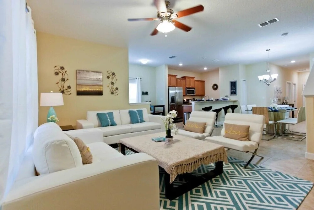 2965 Banana Palm Drive 5 Bedroom Townhouse