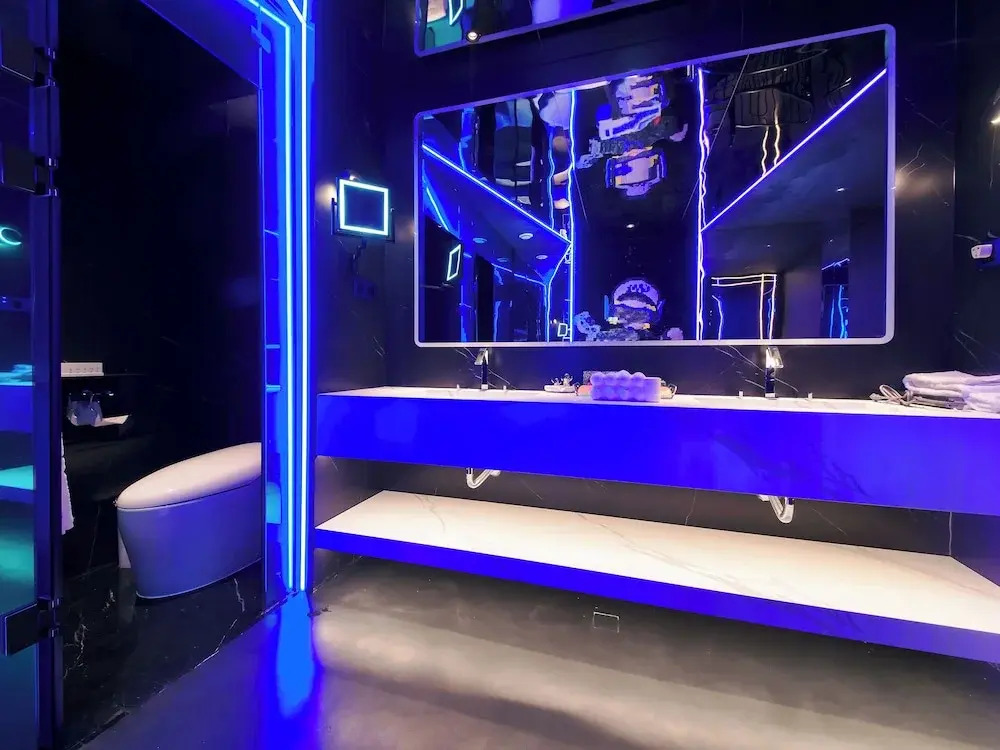 Space Design Hotel