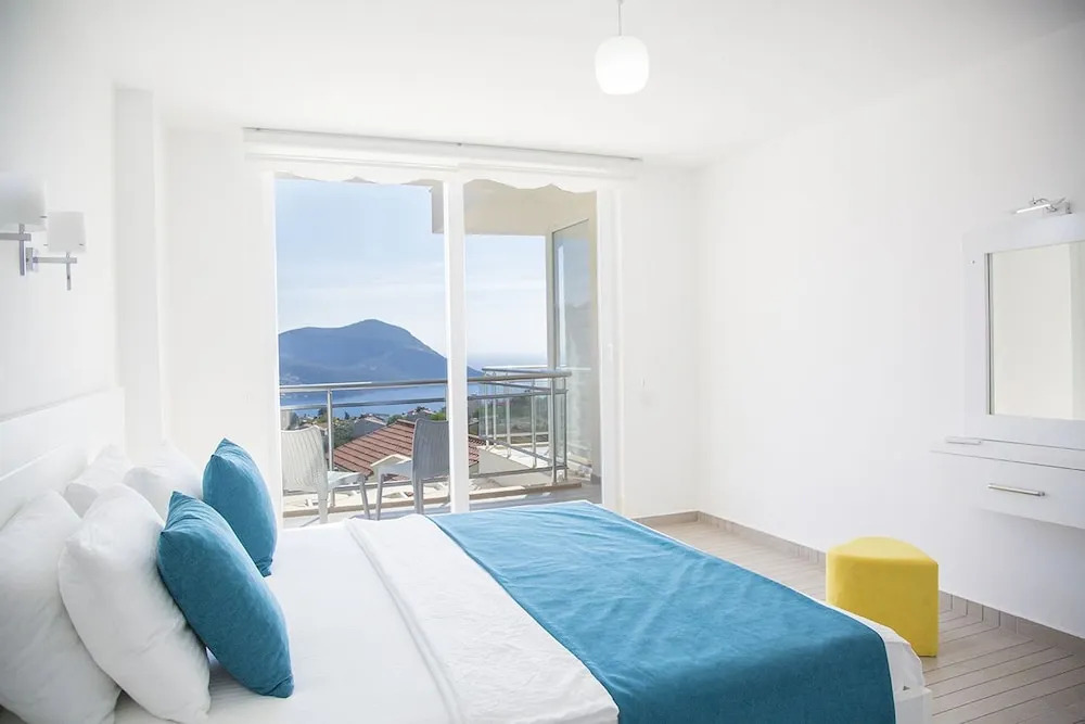 Villa Royal 2