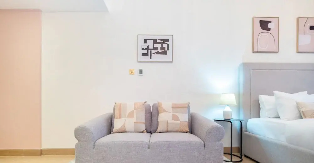 LUX  The Marina View Suite 1