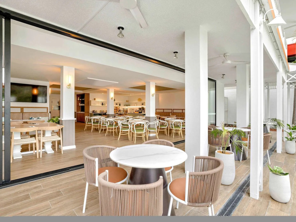 Mercure Cairns
