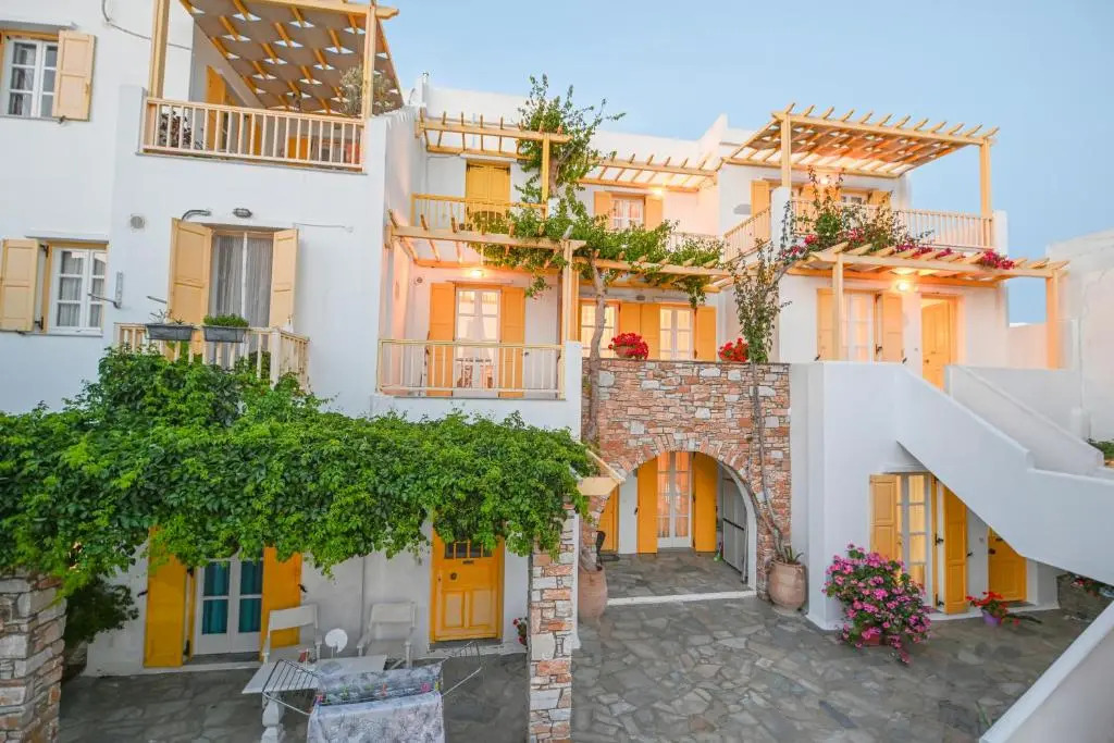 Alento Apartments