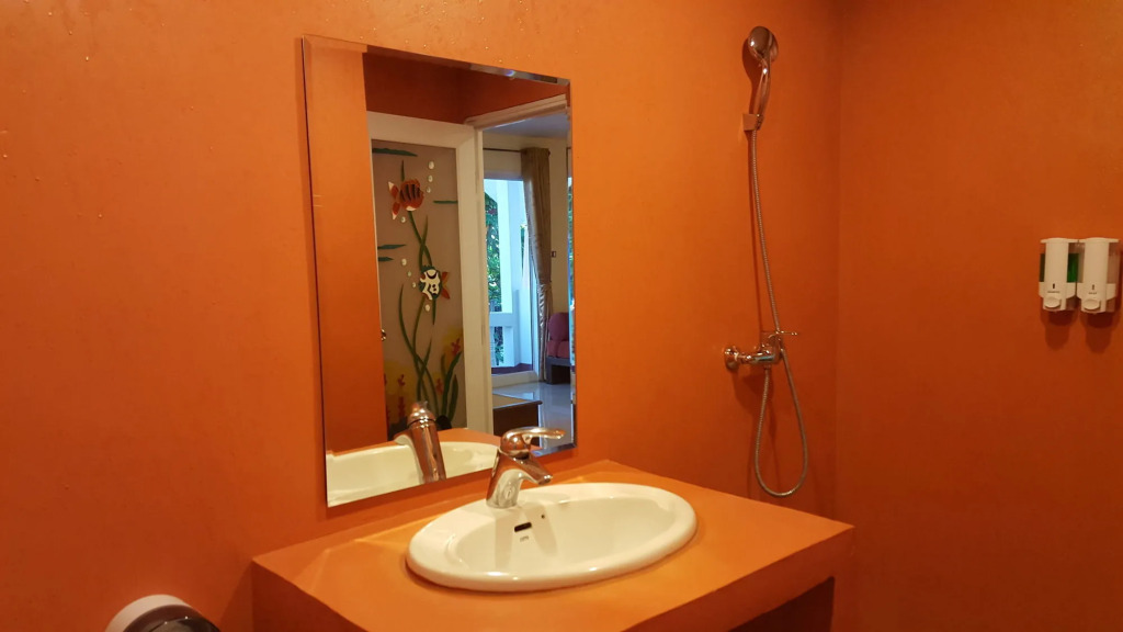 family guesthouse chaweng