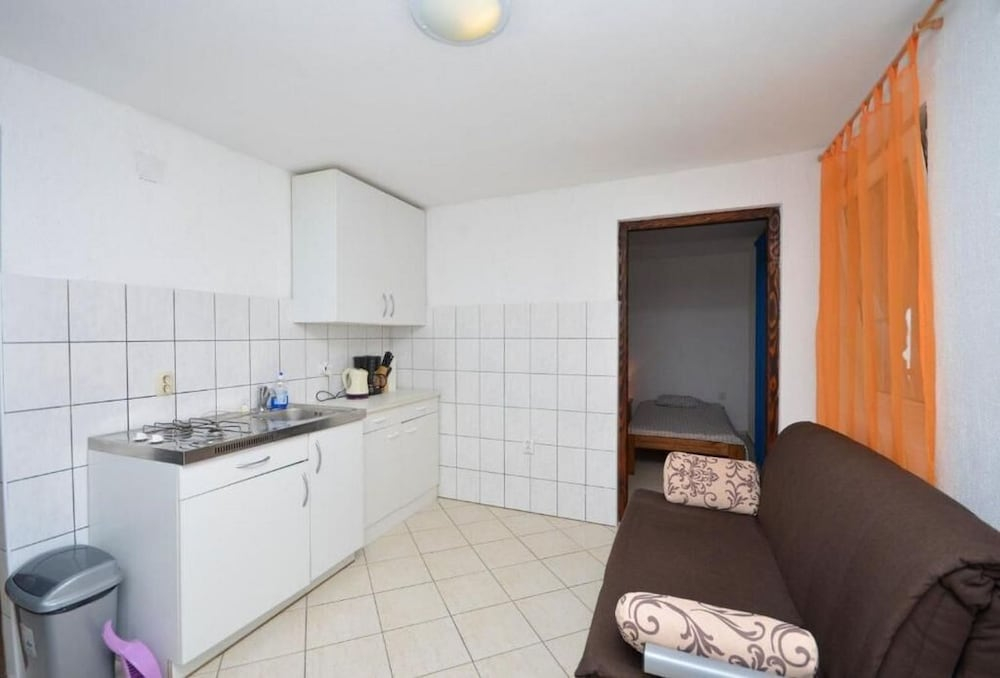 Apartments Mira