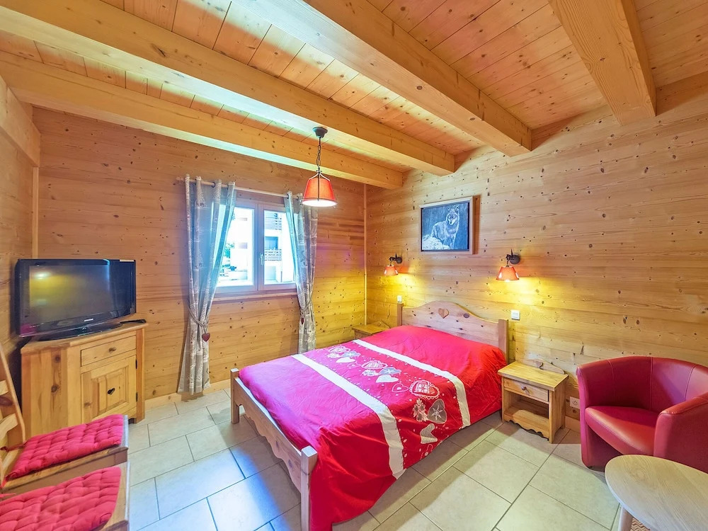 Supreme Chalet in in Chatel French Alps near Ski Area