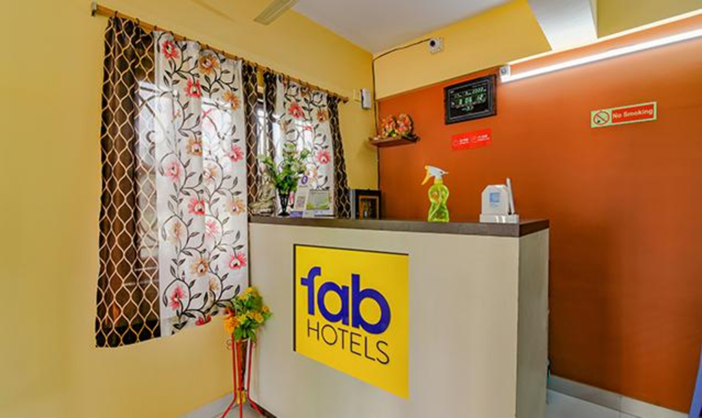 FabHotel New kolkata Residency Inn - Nr Axis Mall
