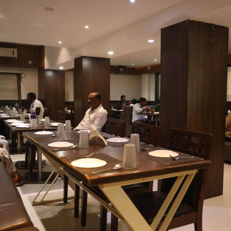 Hotel Madhuvan International