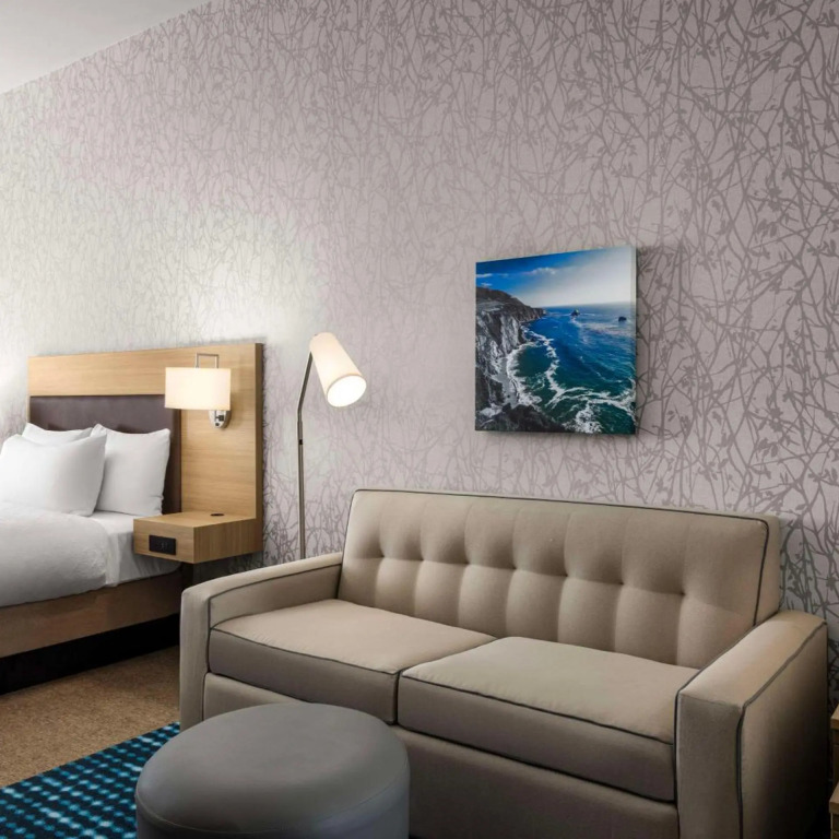 Home2 Suites By Hilton Marina
