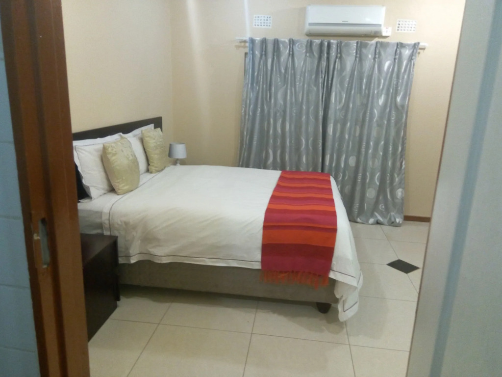 Tasha Lodge and Tours