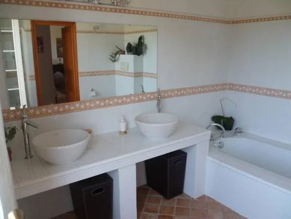 Chambre dhôtes "La Bastide des Eucalyptus"