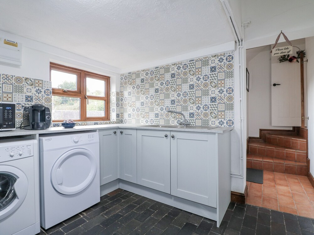 Yoxall Cottage