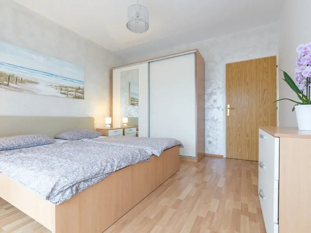 Spacious Holiday Home near Sea
