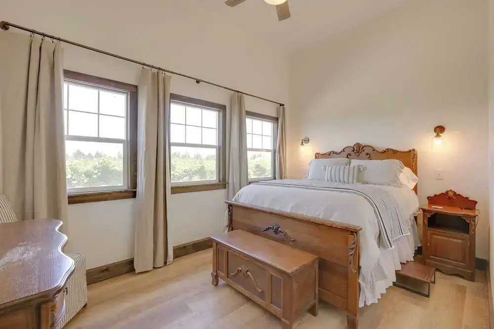 Charming Lodi Retreat: Walk to Local Wineries