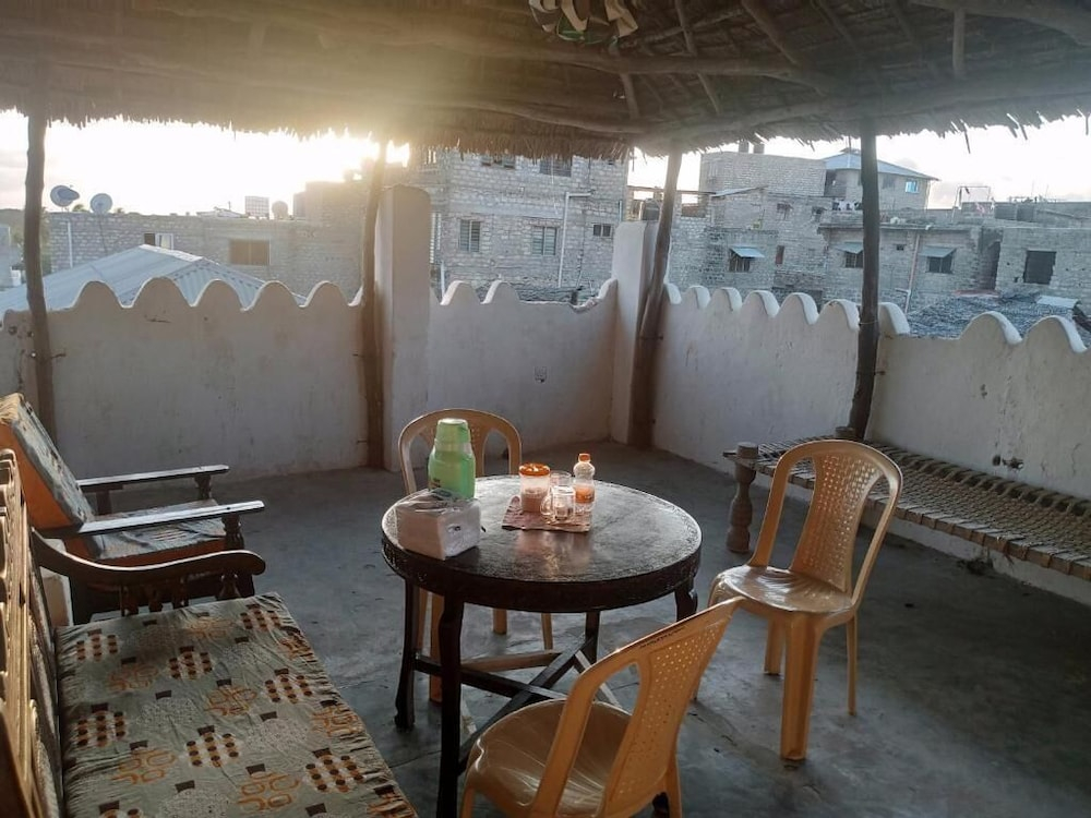 Tabassam Guest House