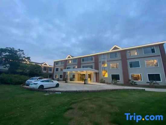 Yuhuayuan Hotel