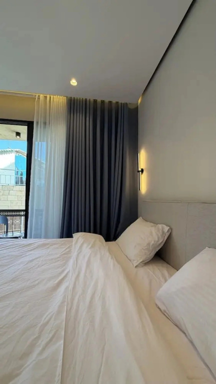 203 Tara-jre Jabal Al Lweibdeh With Stunning View