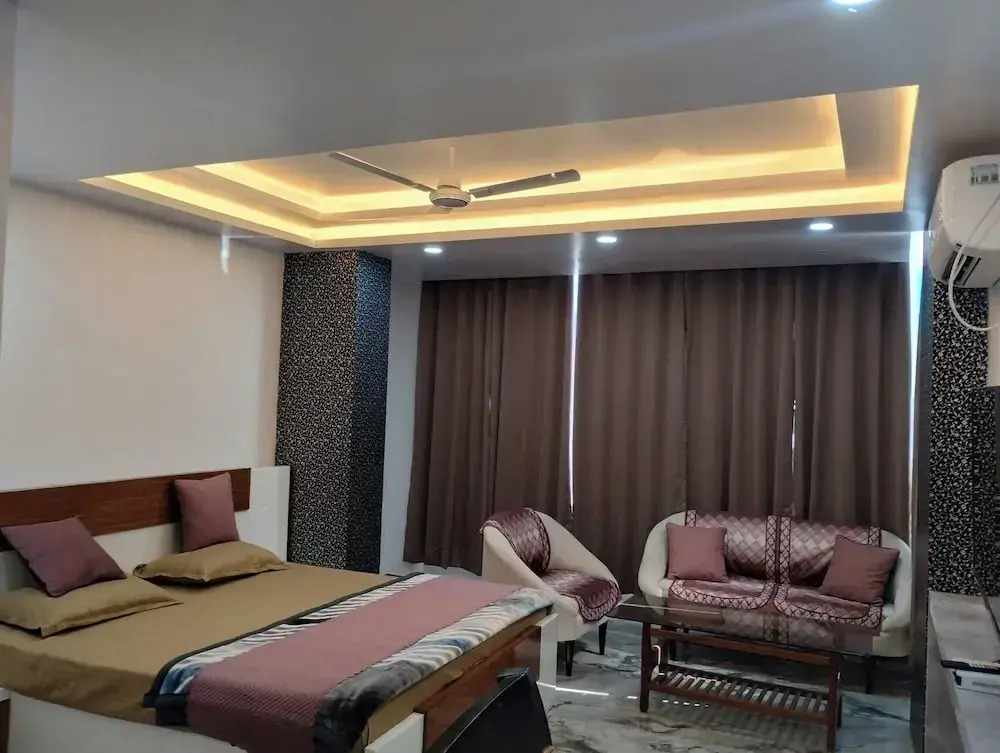 Gopi Homestay & Restaurant - Jim Corbett