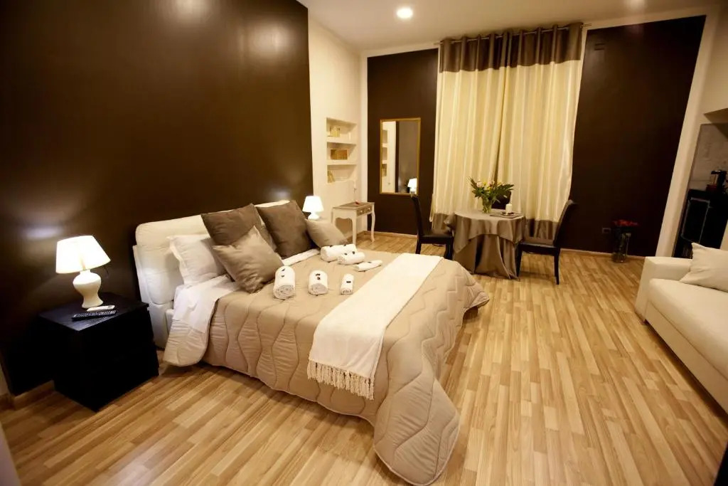 REGGIA & DINTORNI ROOMS A CASERTA