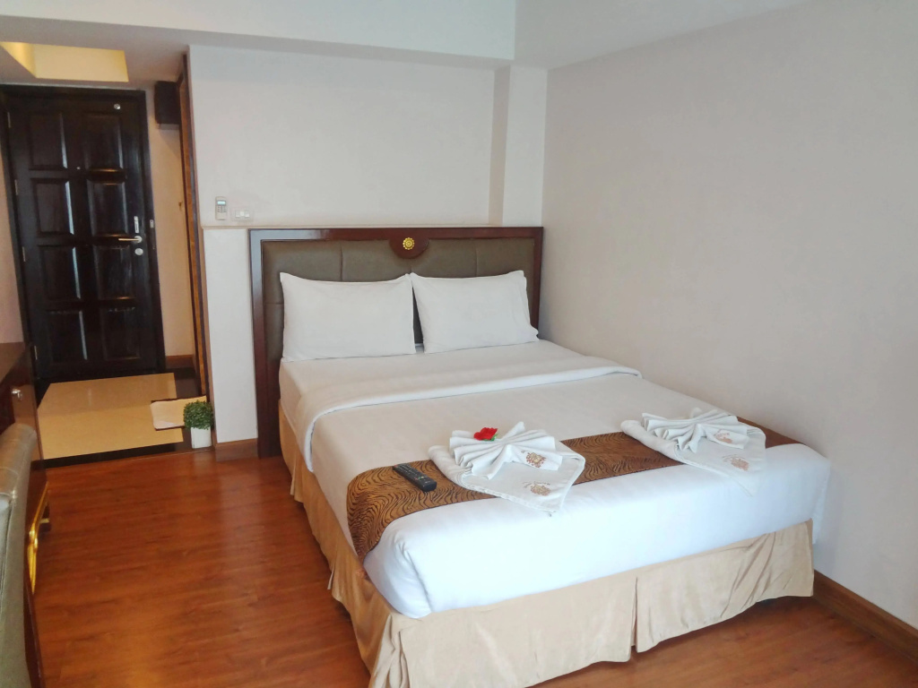 Maleez Lodge