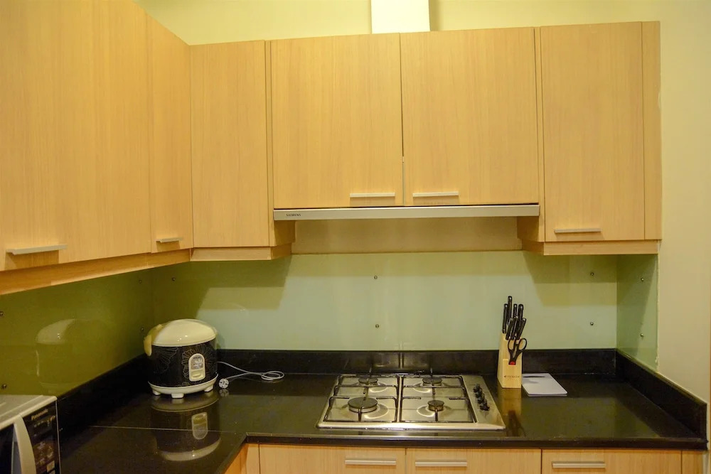3 Bedrooms Premium Sudirman Residence by Travelio