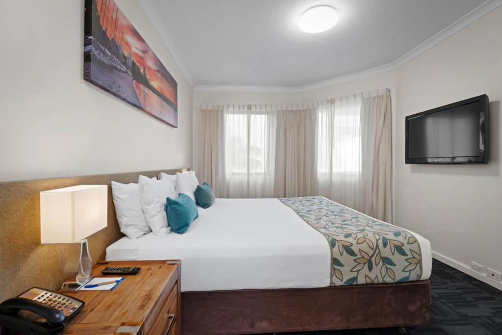 Broadwater Resort Como