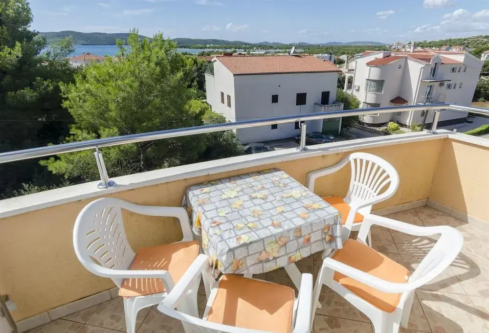 Apartments Kodzoman