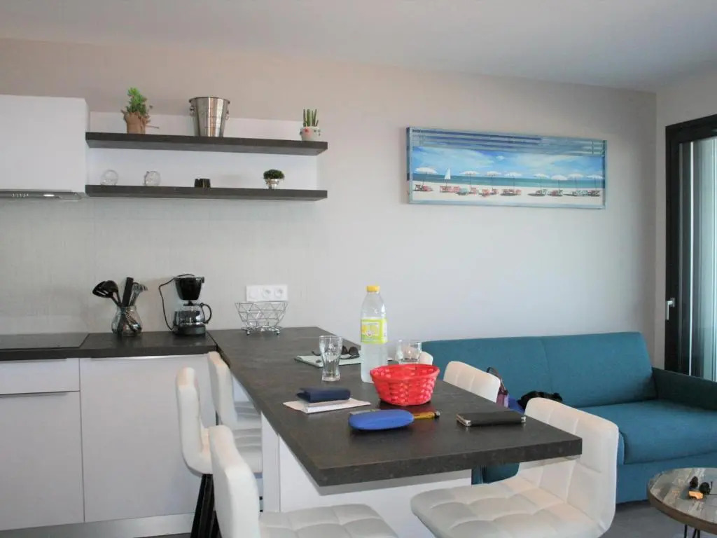Appartement La Tranche-sur-Mer, 3 pièces, 6 personnes - FR-1-22-290