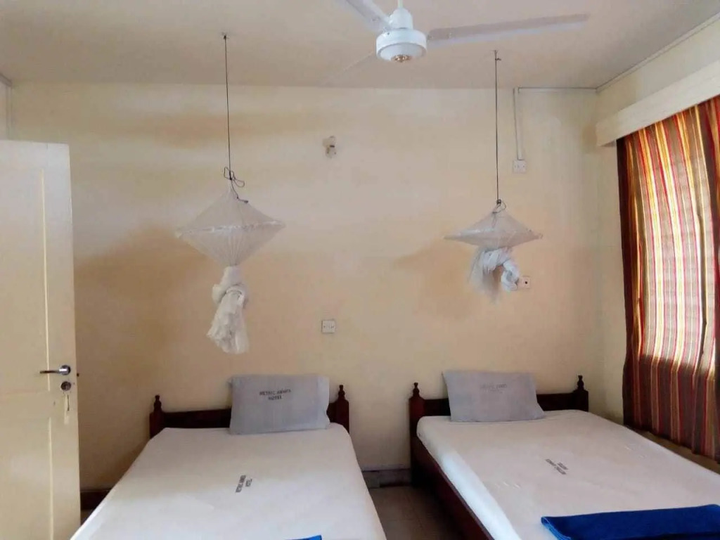 Metric Annex Hotel