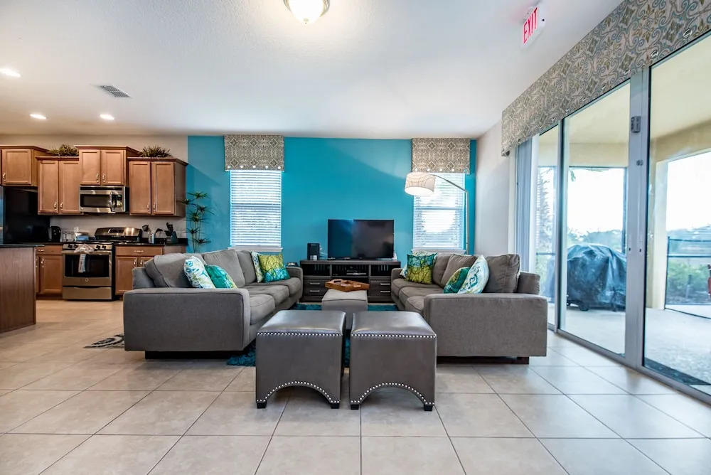 Pool Home, 11 mi to Disney! Free Water Park