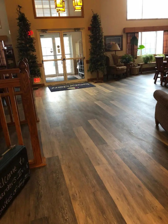 Boarders Inn & Suites by Cobblestone Hotels - Fayette