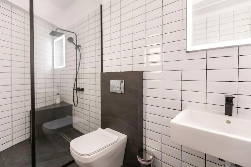Sea View City Centre 3bed Apartment
