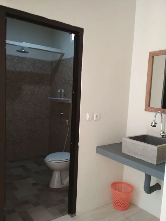 OYO 1662 Zury Homestay
