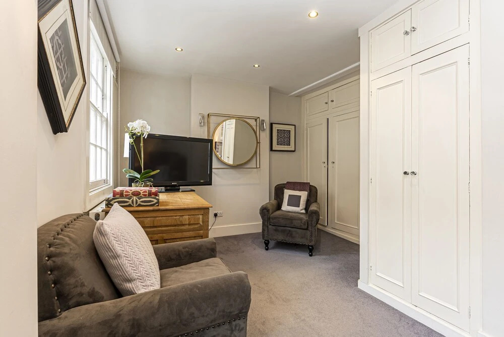 Altido Elegant 2-Bed House In Belgravia