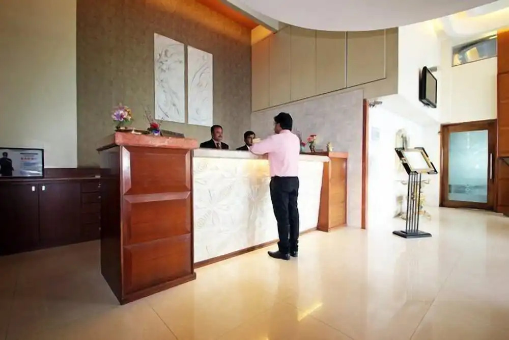 Hotel Seven Heaven