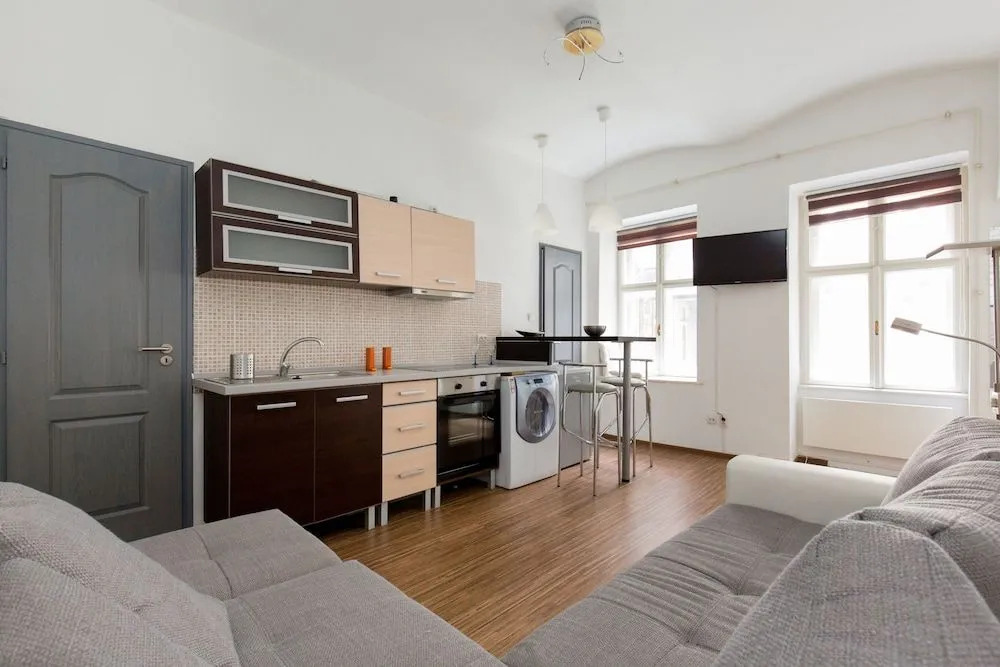 O 40 Apartment